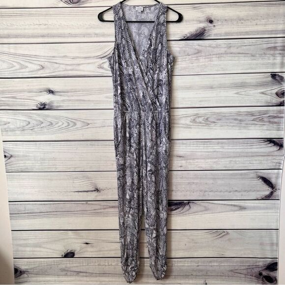 Peyton Jensen Grey Snake Print Sleeveless Jumpsuit - Picture 1 of 8